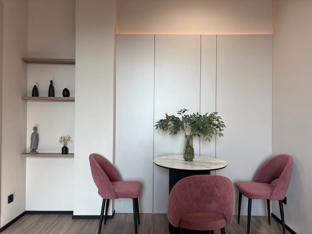 Абсолютно новая квартира в центре на набережной