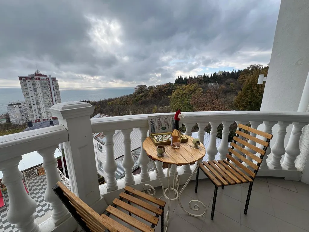 Уютные апартаменты с видом на море