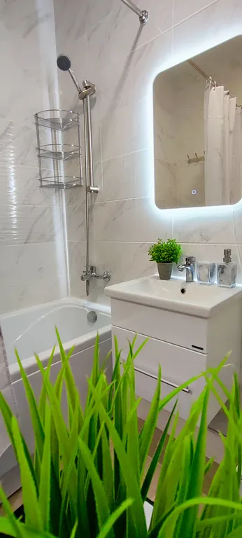 Апартаменты с бассейнами во дворе