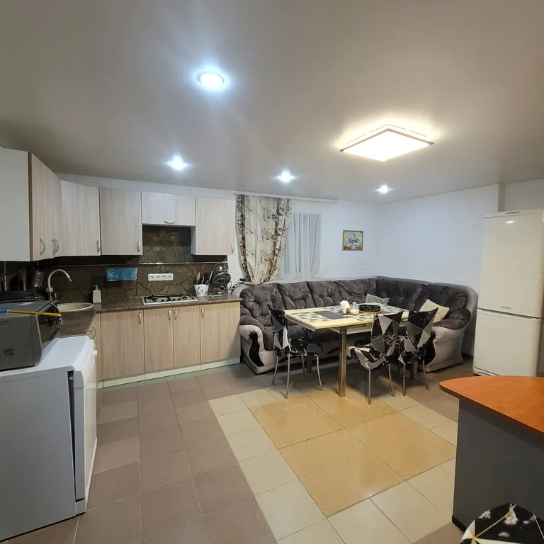 Уютный дом для летнего отдыха на море