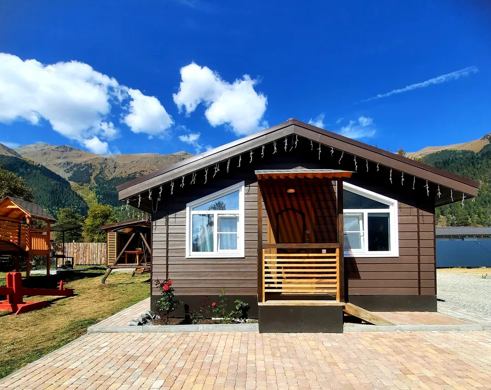 Коттедж Трёхкомнатные апартаменты с видом на горы — Архыз