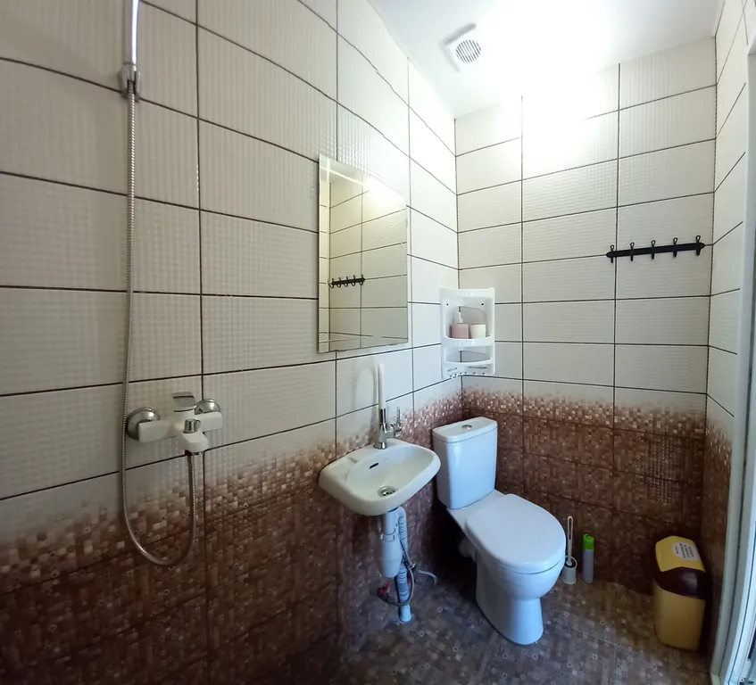 6-комнатный Дом