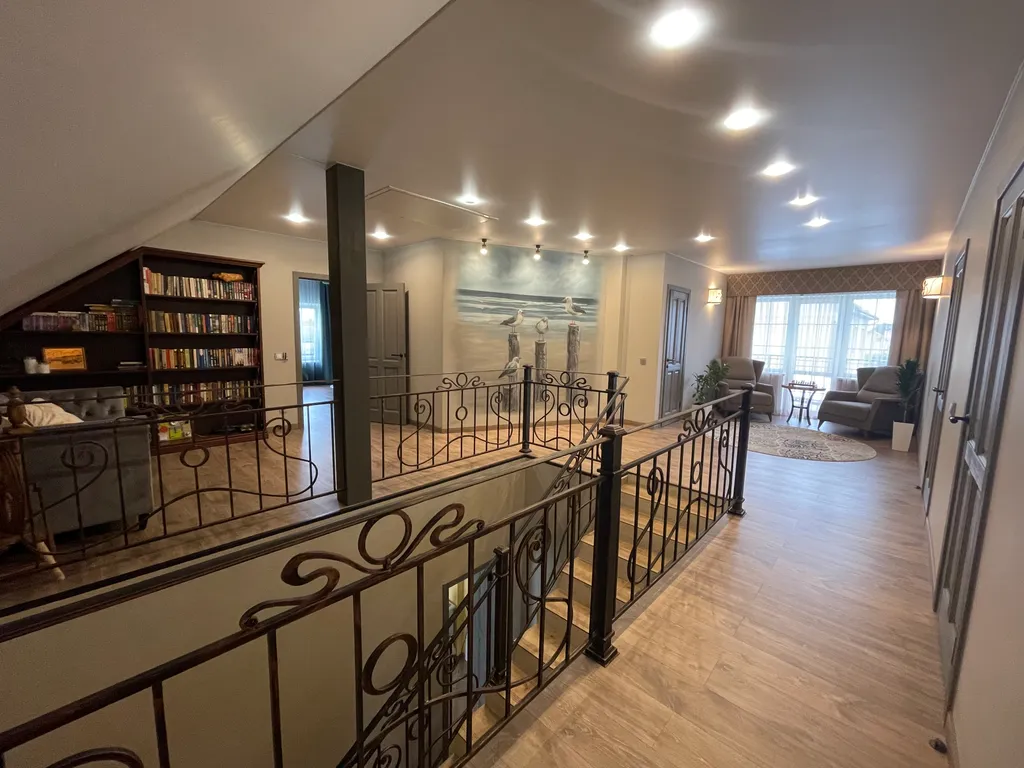 Загородный дом с баней и бассейном