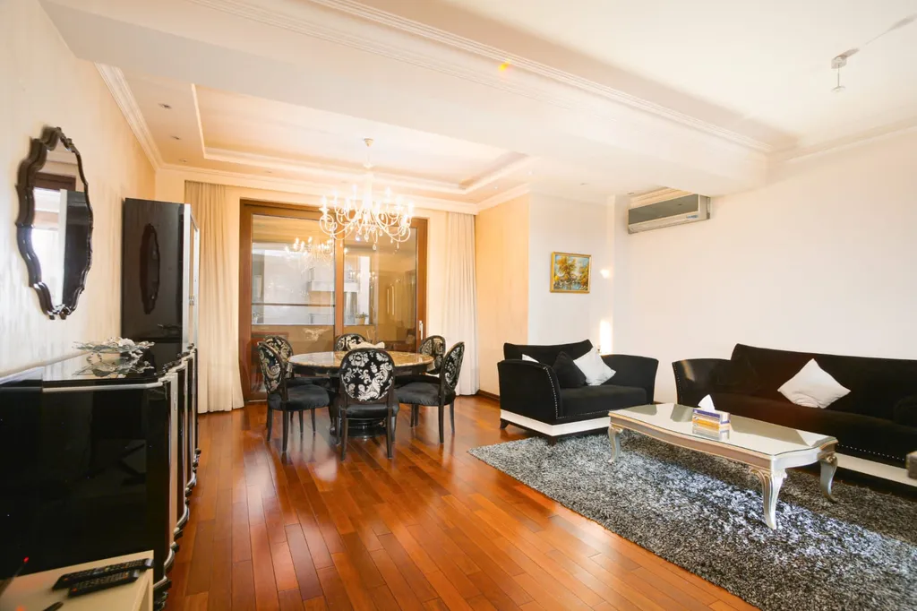 Шикарная квартира с 3 спальнями в самом центре города