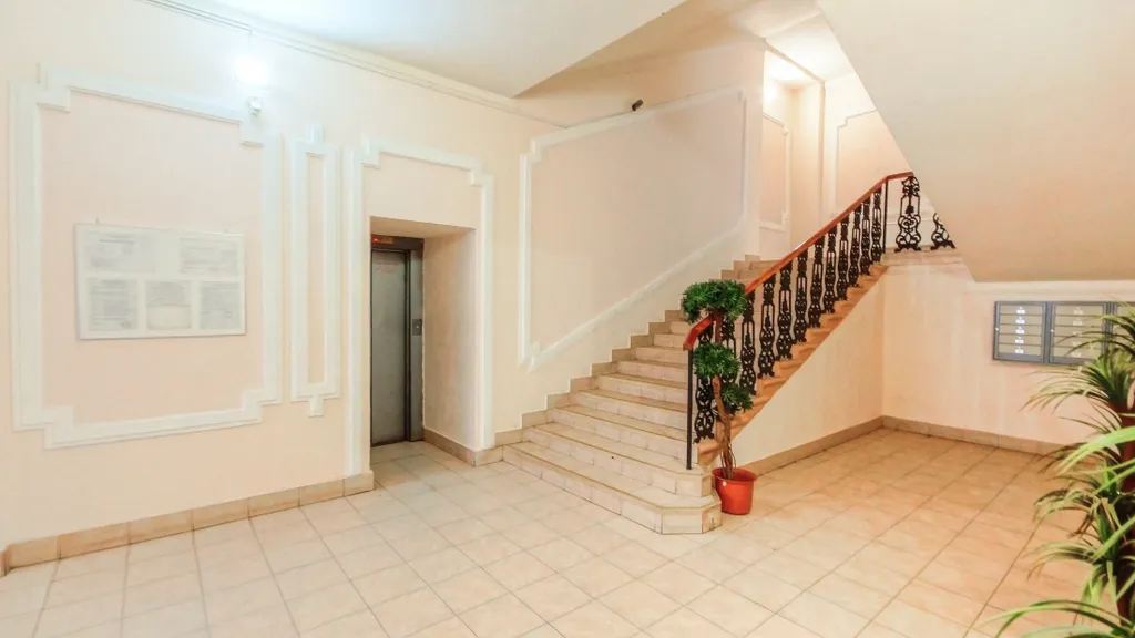 Квартира Квартира 3 спальни, лифт, вид на площадь — Санкт-Петербург