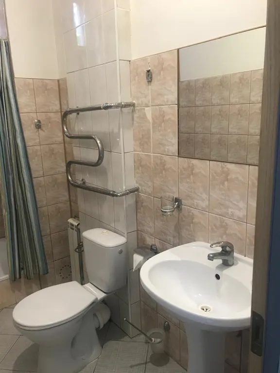 Одноместный номер с удобствами на этаже