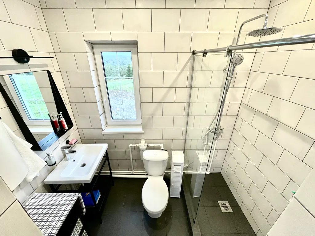 Панорамный двуспальный дом в Карелии рядом с Ладогой