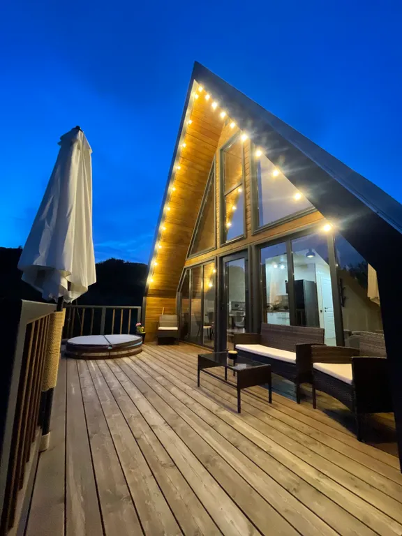 Новый дом на МОРЕ в окружении гор, с террасой и банным чаном