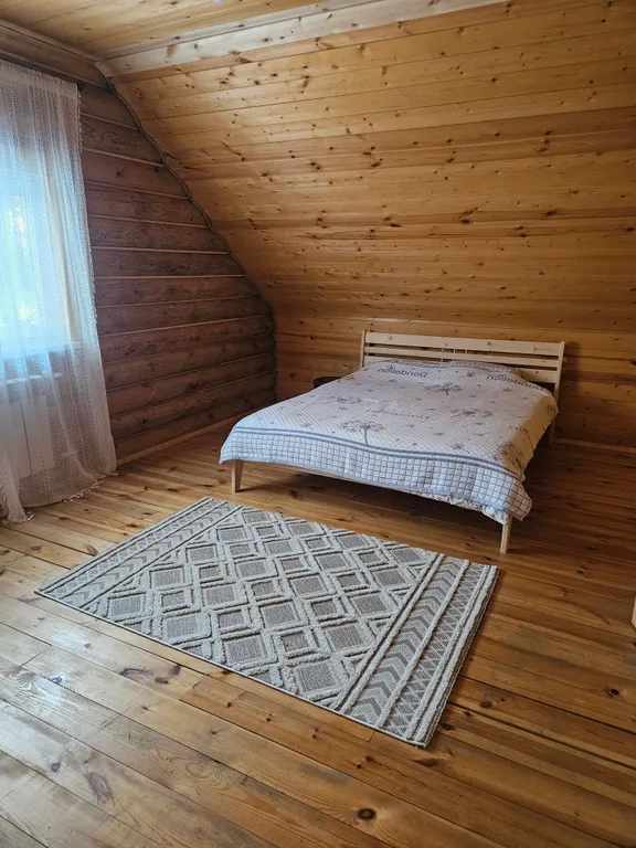 Дом на берегу озера