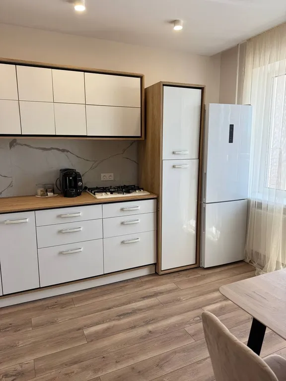 2-комнатная квартира в новостройке, недалеко от крепости и центра