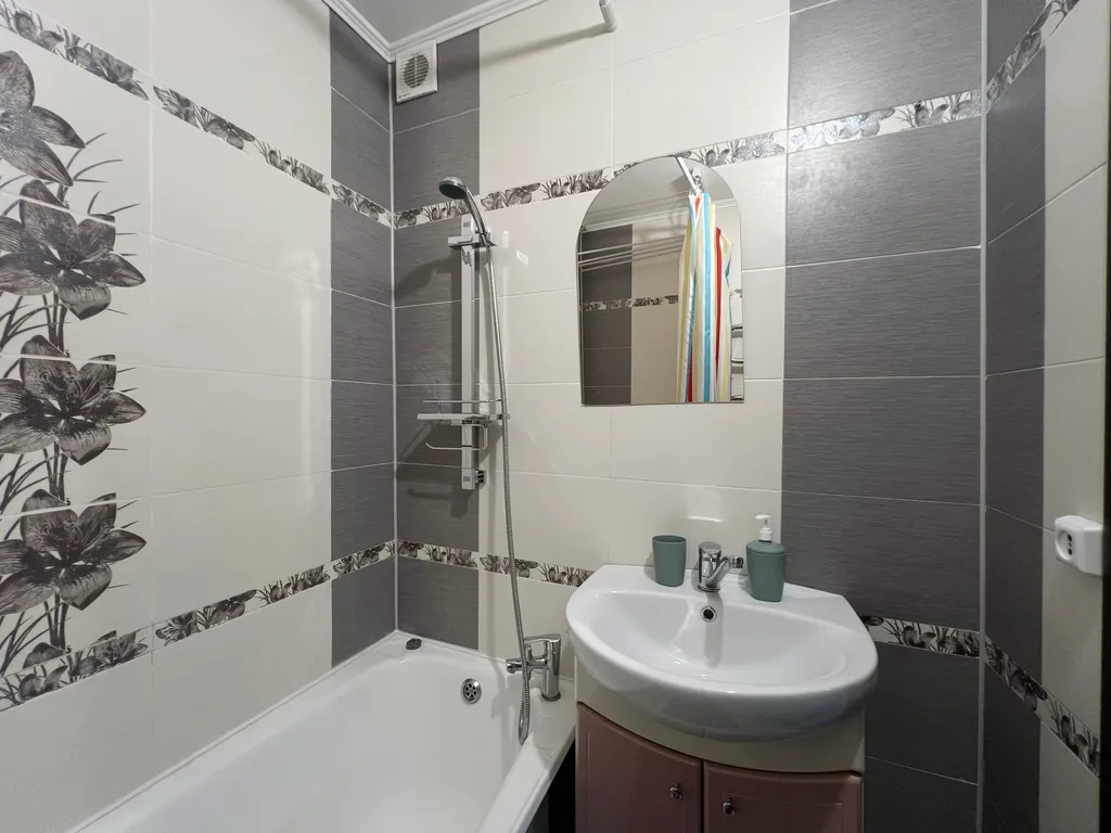 Квартира Апартаменты напротив Планеты — Красноярск