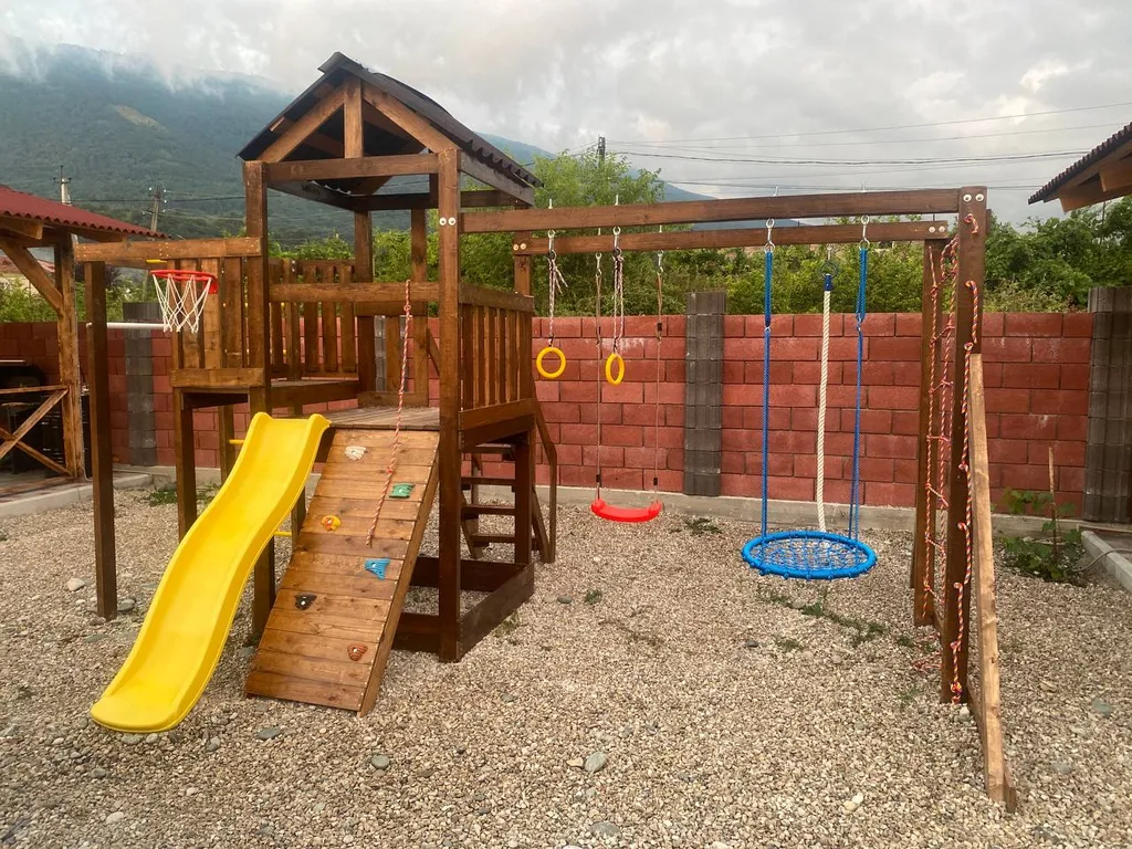 Коттедж 1-комнатный Дом — Гагра