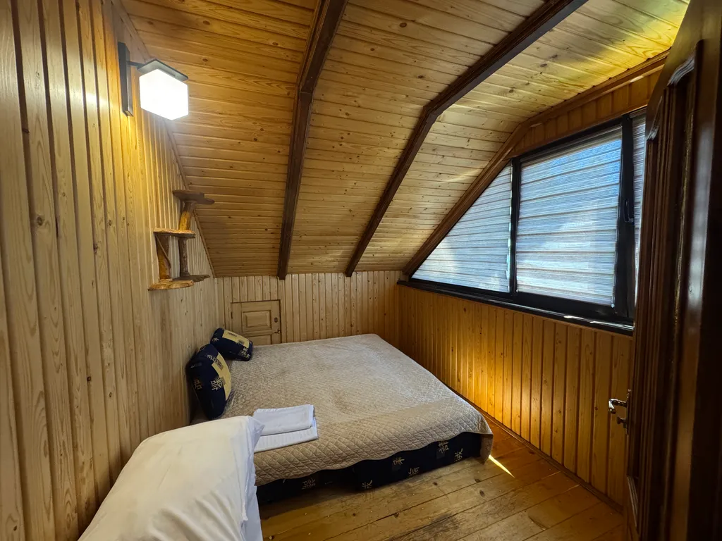 Уютный деревянный дом