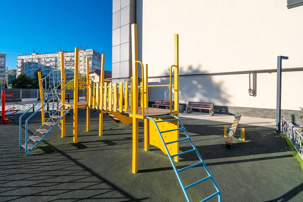 Дизайнерская студия в мкр Кудепста с парковкой