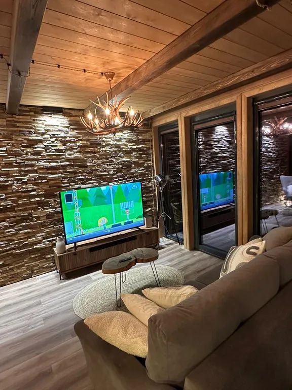 Дом в Гунибе с видом на крепость и горы