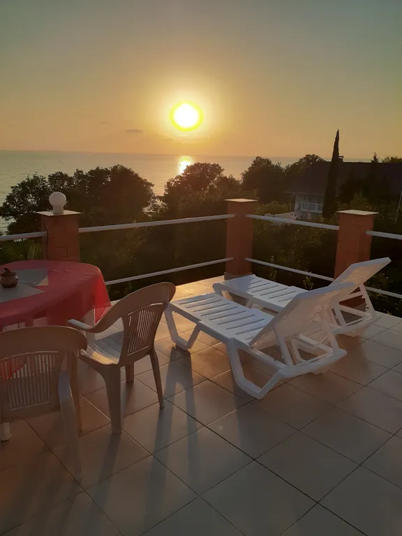 Коттедж Дом на море с уникальным интерьером — Зубова Щель