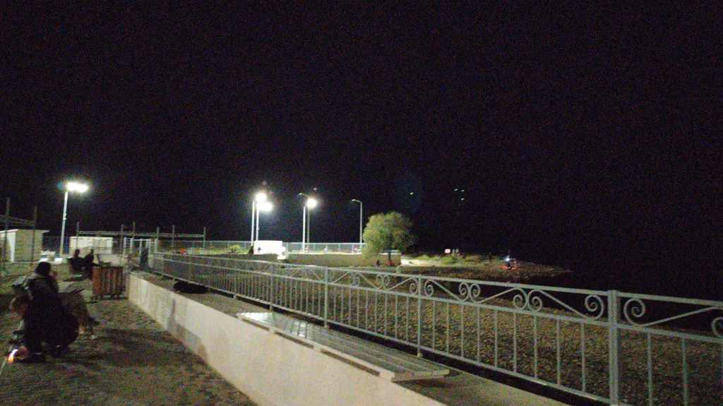 Квартира Апартаменты возле моря с бассейном в Адмиральской Лагуне — Севастополь