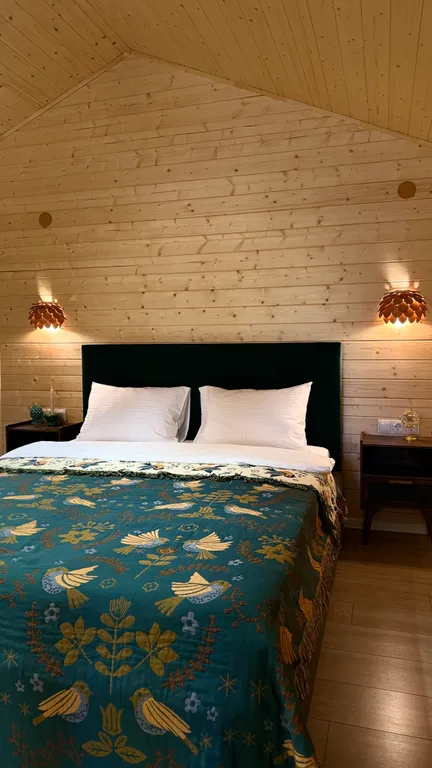 Коттедж с частной территорией и джакузи Green