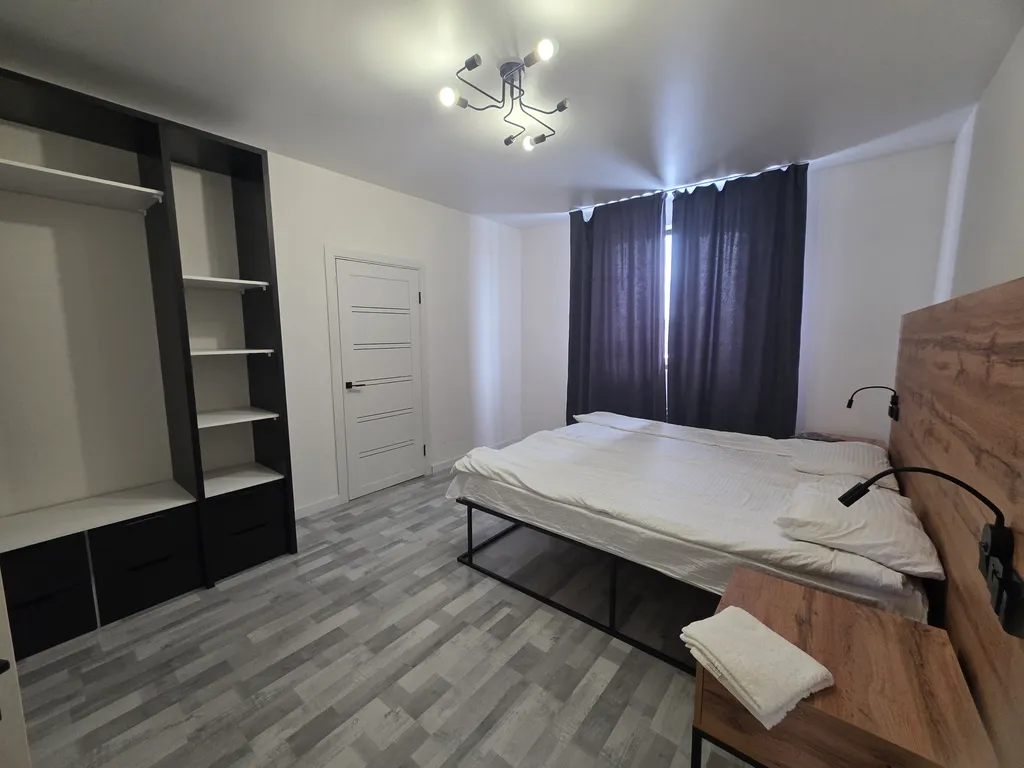 6-комнатный Дом