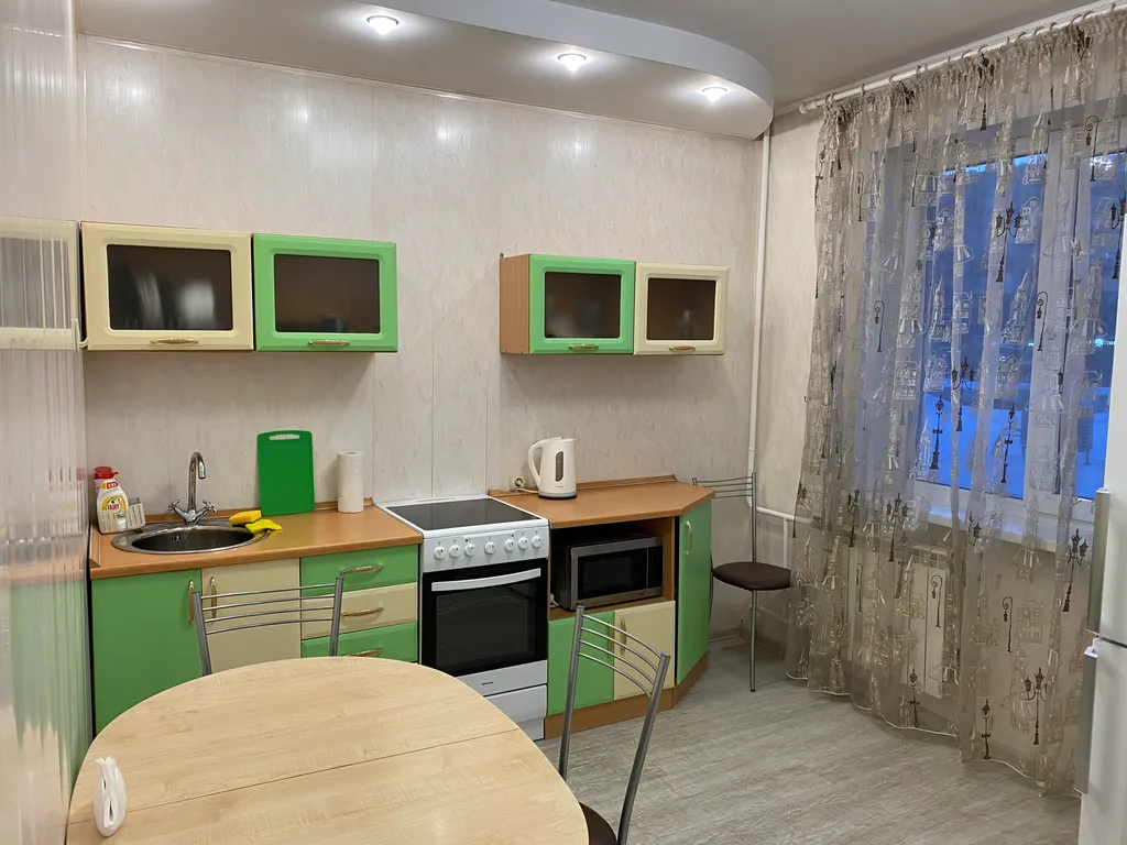 Квартира Квартира 1 комн в центре Взлетки — Красноярск