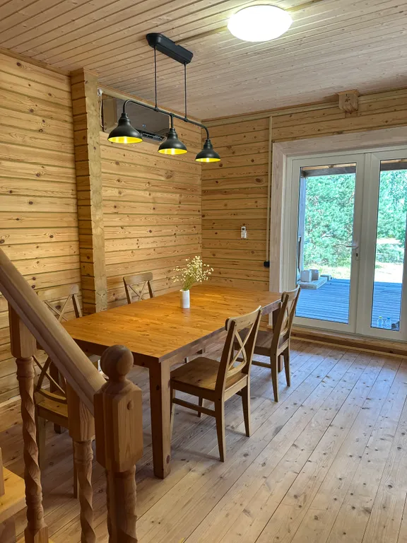 Уютный дом на берегу Горьковского моря