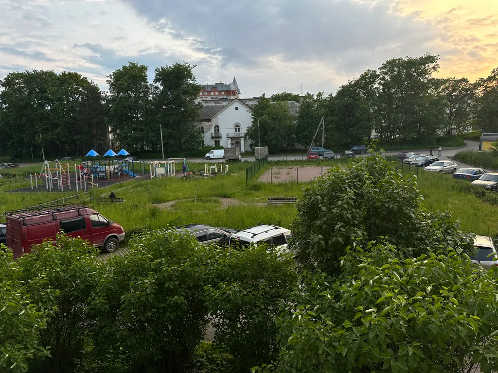 Квартира Двухкомнатная квартира в центре города — Луга