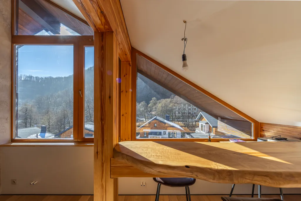 Уютная двухуровневая квартира в Красной поляне с видом на Ачишхо