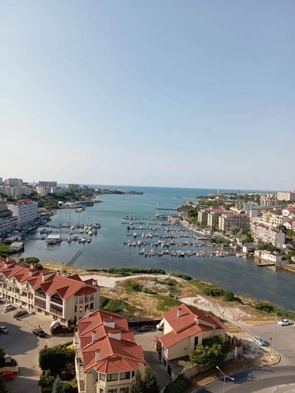 2-комнатная квартира в Гагаринском районе в бухте Стрелецкая