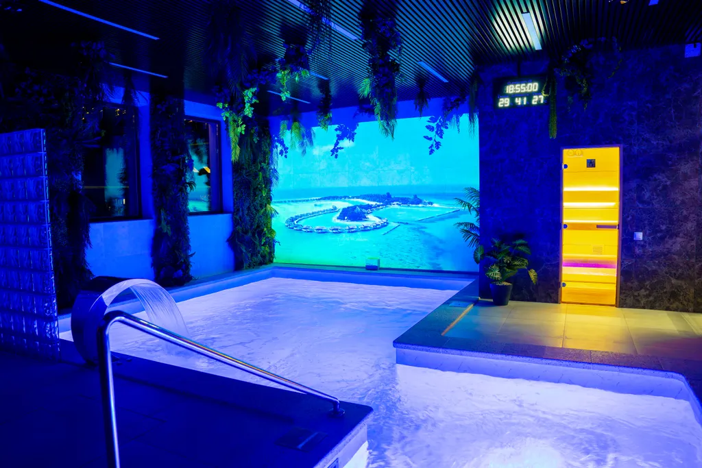 Уникальная локация-отдельный этаж из 3 комнат в спа-комплексе