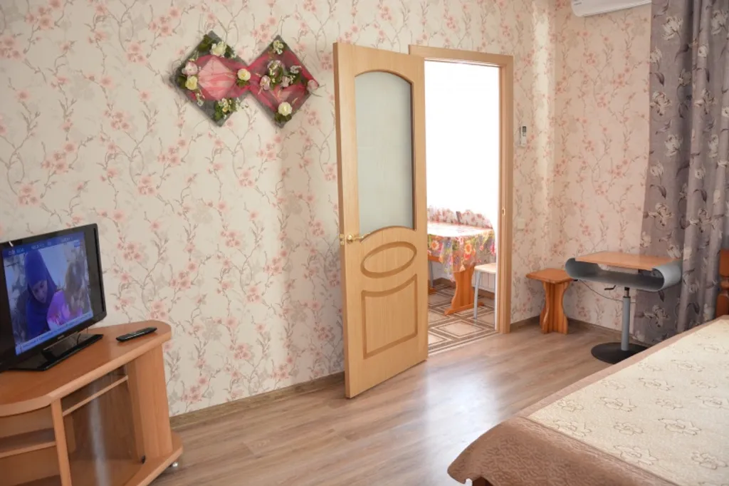 Квартира на набережной