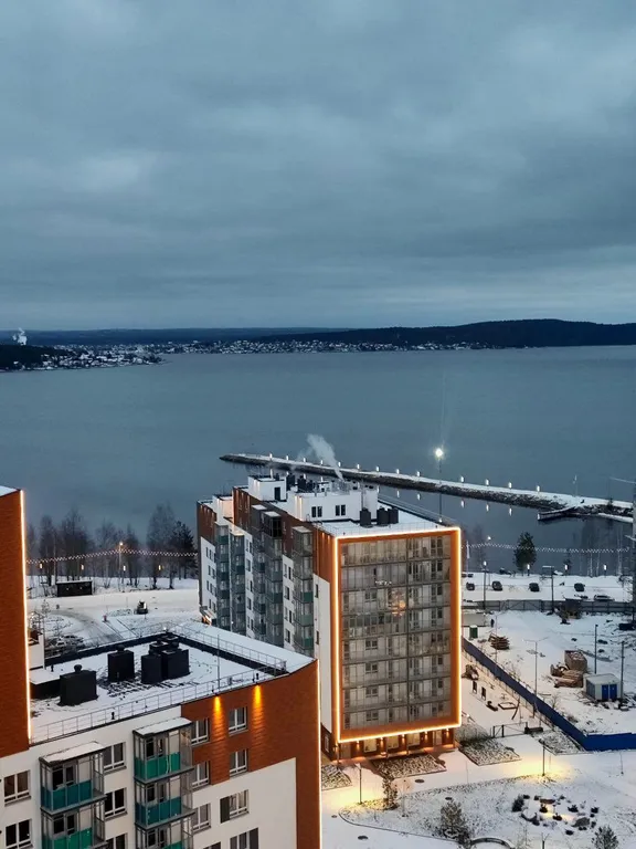Стильная  квартира незабываемым видом на Онежское озеро с 18 этажа