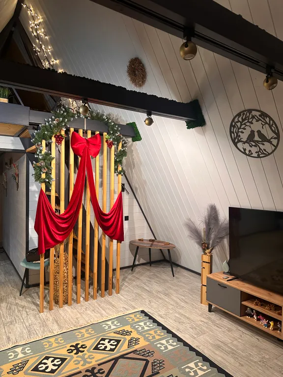 Шале у озера