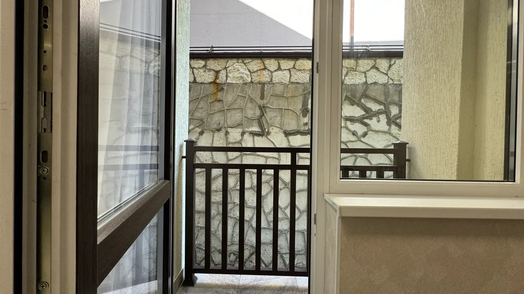 Студия с балконом у Казино и Ред Арены 04