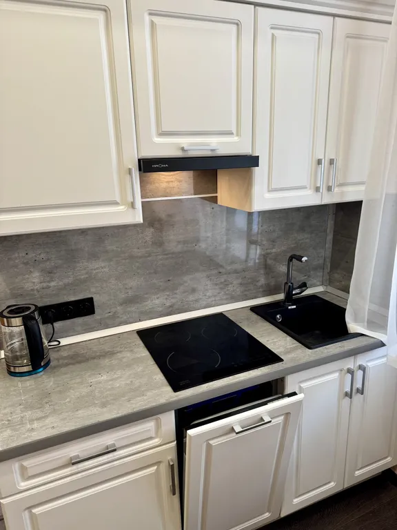 Двухкомнатная квартира в историческом центре на набережной Волги