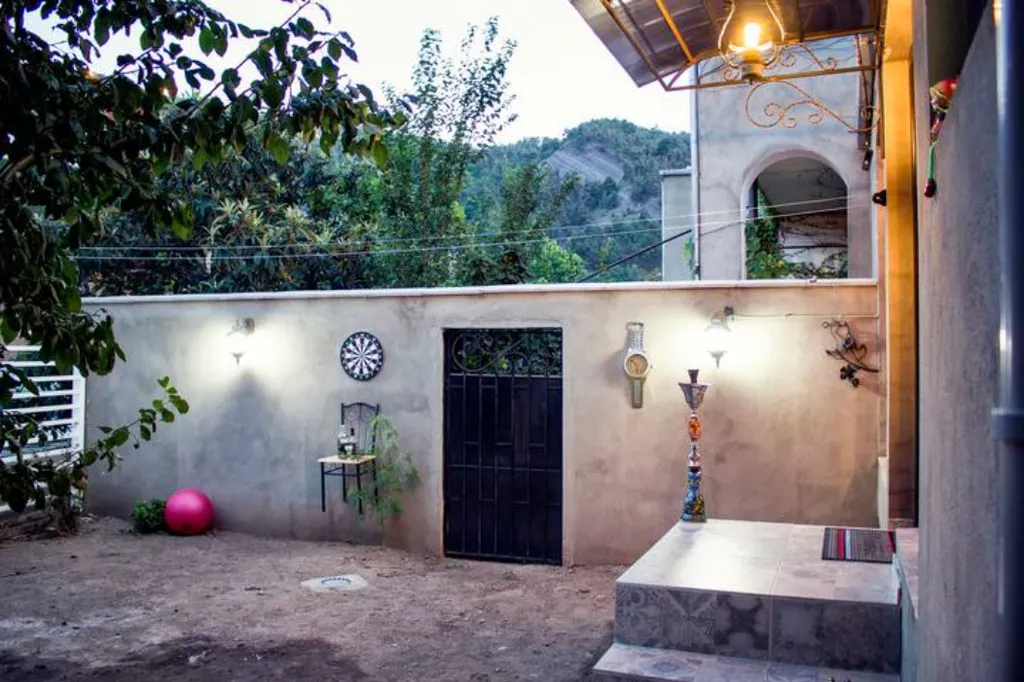 Коттедж Сололаки в центре города Тбилиси — Тбилиси