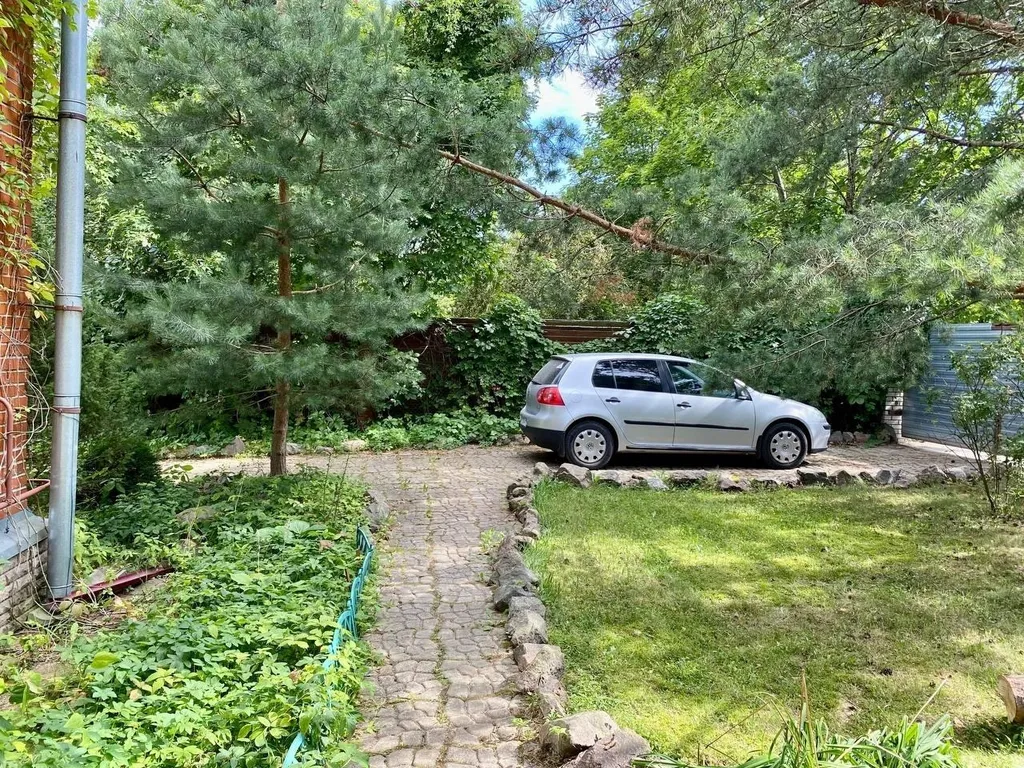 Коттедж Домик между обрывом и маяком — Лебяжье