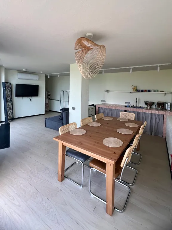 Новый стильный дом с видом на море