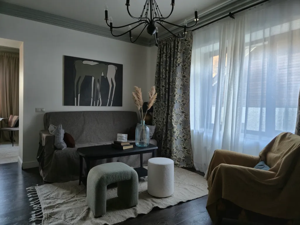 Дом в Кисловодске с авторскими интерьерами на стыке курорта и природы