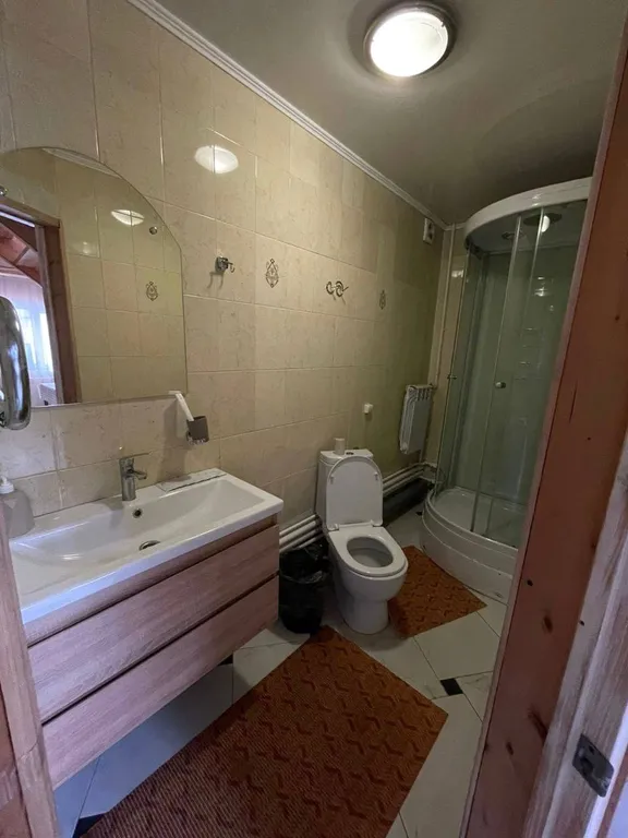 Уютный домик на базе отдыха у реки