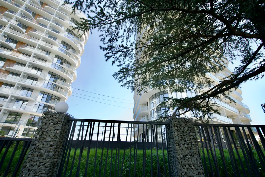 Дизайнерские апартаменты LS-LUX-SOFT BLUE с видом на море и горы