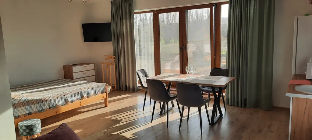 Коттедж Номер-студия — аренда посуточно в Симферополь