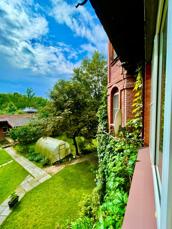 Люкс с кондиционером, кроватью и диваном у аэропорта Внуково в 15 минутах