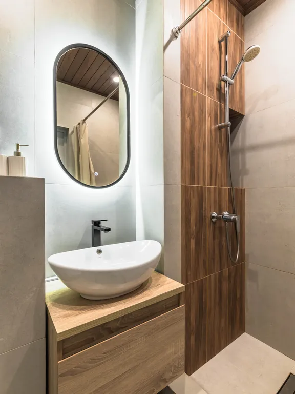 Дом на берегу озера