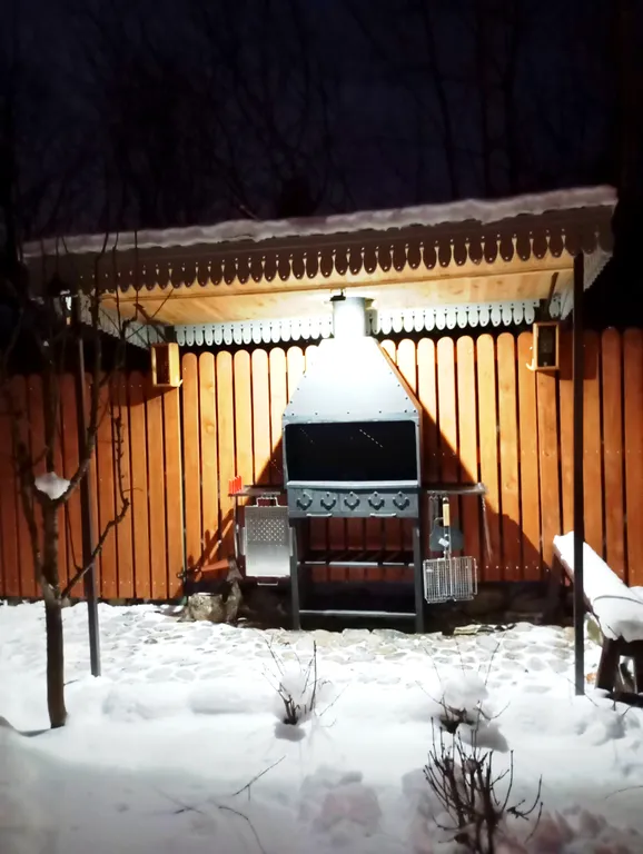 Шале с видом на лес и горы