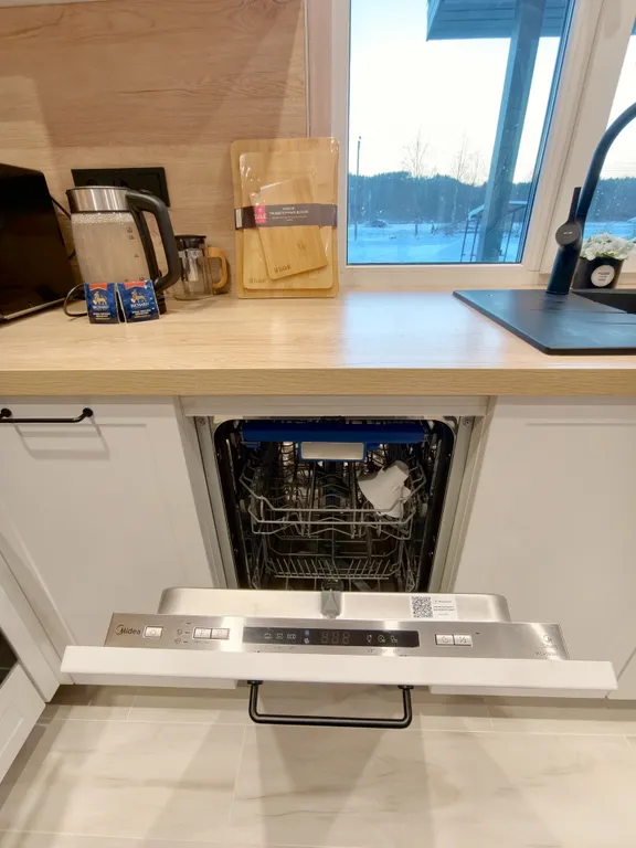 Коттедж Таунхаус на Красном озере — Светлое