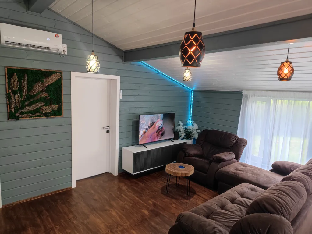 Коттедж Дом в Берёзовой роще амбар-хаус — Дмитровское