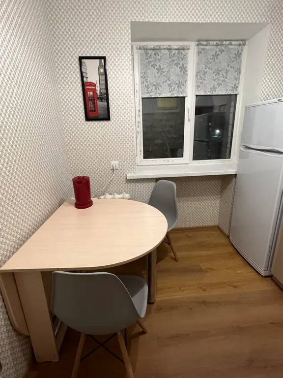 Двухкомнатная квартира у метро грушевка