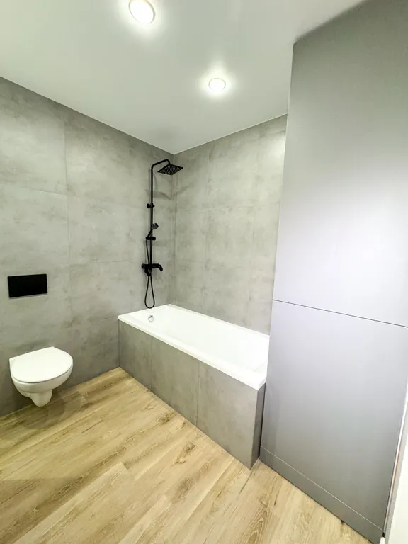 Студия в центре города с видом на набережную