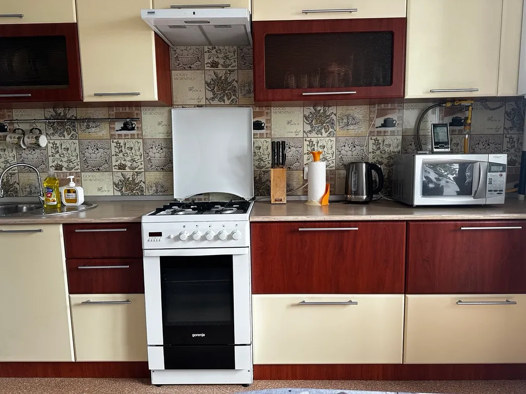 Чистая и комфортная квартира в микрорайоне Журавлики