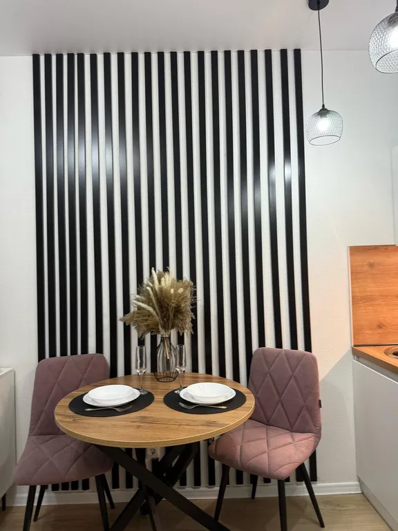 Студия с дизайнерским ремонтом